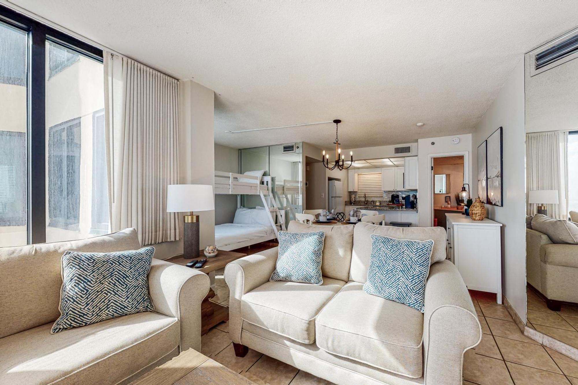 Sunbird Apartment Panama City Beach Room photo